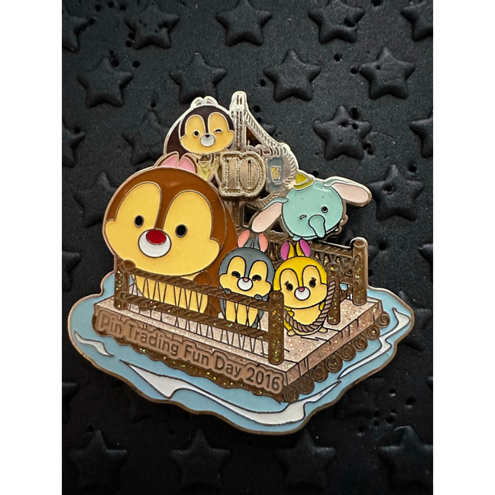 Hong Kong Disneyland HKDL Pin Trading Fun Day 2016 Tsum Tsum Raft Chip Dale